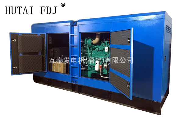 康明斯動（dòng）力300KW靜音柴油（yóu）發電機組 375KVA豆奶视频下载官网（tài）發電機 6ZTAA13-G3