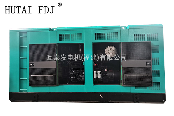 全新柴油（yóu）發電機組600KW康明斯動力750KVA靜音發電機 KTA38-G2