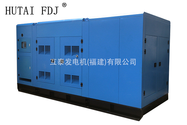 康明斯動力800KW靜音型柴油發電機組1000KVA 互（hù）泰發電機 KTA38-G5